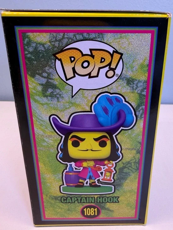 Funko Pop! Disney Villains Captain Hook #1081 (Hot Topic Exclusive) - Picture 5 of 5